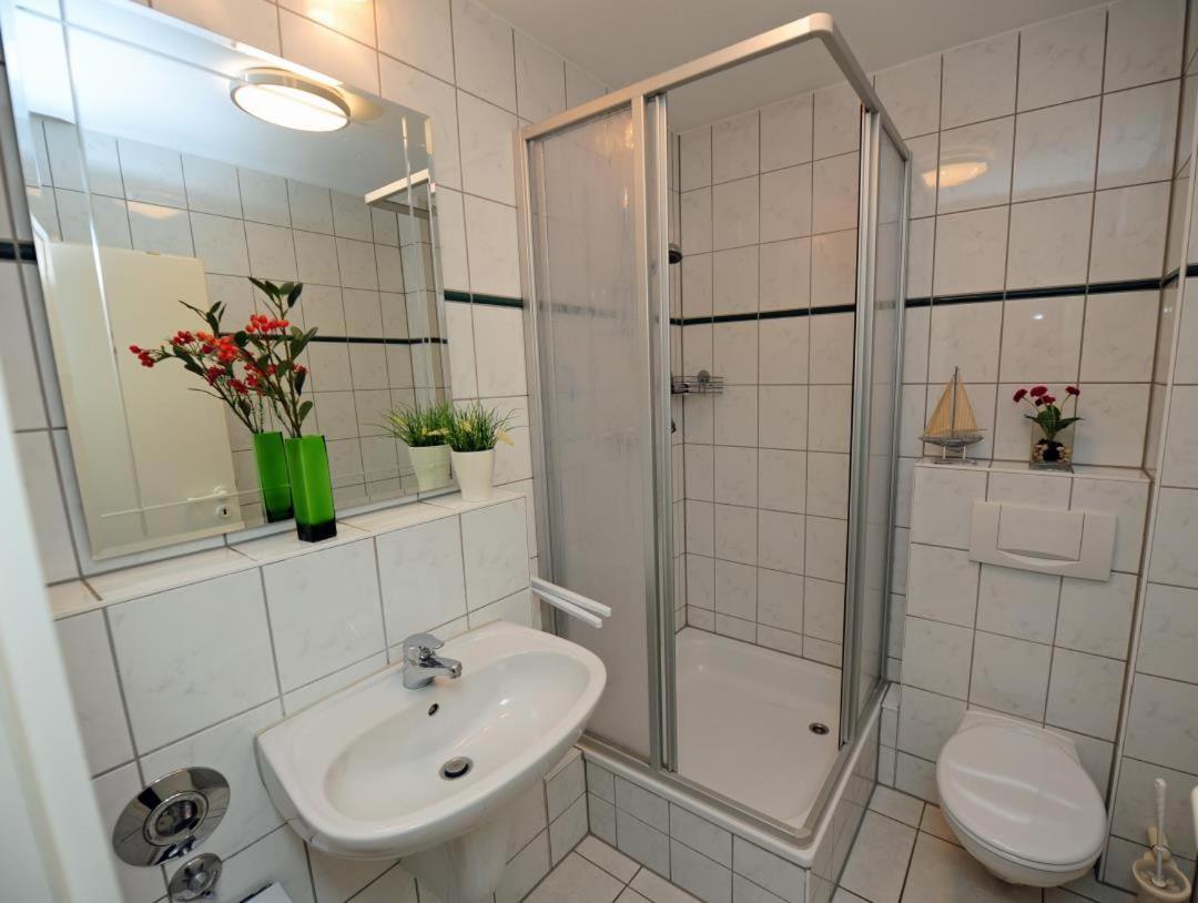 Studio 11 Im Haus Stranddistel, Modernes Studio Im 1 Og Fur 2 Personen In Zingst Buitenkant foto